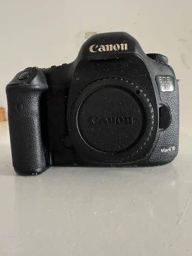 Câmera cânon 5D Mk III