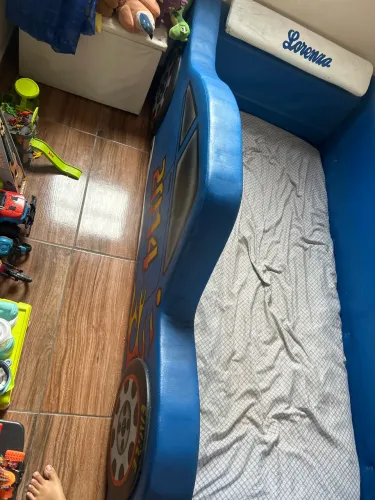 Cama de carro acolchoada
