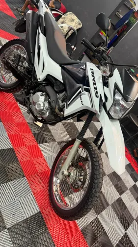 Bros 160 extra , em estado de zero 