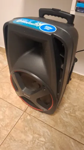 Caixa de som Mondial 550w