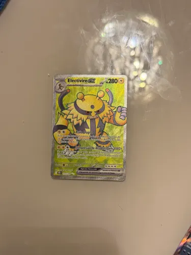 Electivire ex (212/182) do Pokémon Trading Card Game.