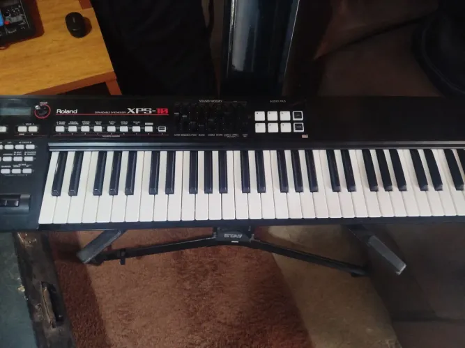 Roland XPS 10 
