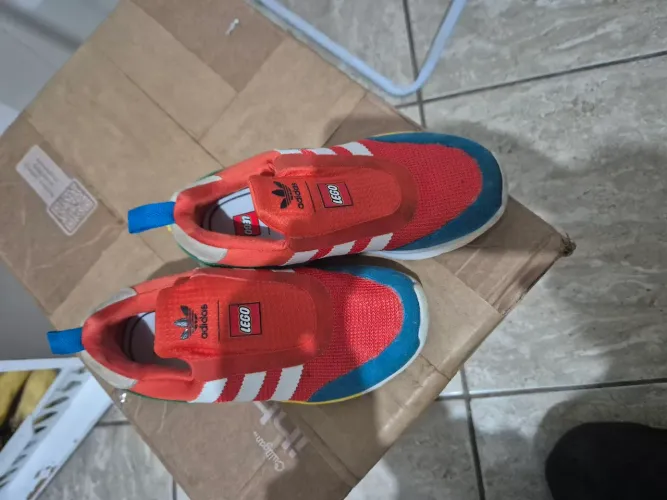 Tenis em excelente estado