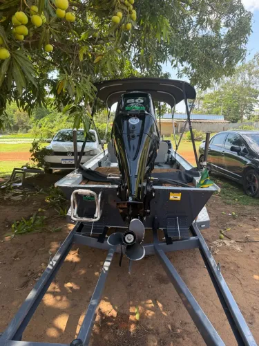 Lancha Leve fort TR motor 60 HP ( nova )