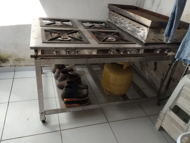 Fogão industrial de inox 6 bocas alta pressão 