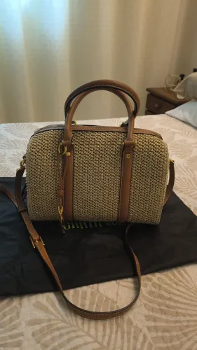 Bolsa Santa Lolla novíssima, coleção nova.