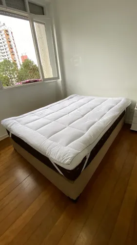 Cama Box Casal + Colchão Misto + Pillow Top Extra Conforto (Completa)