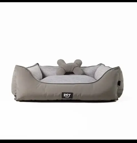 Cama de PET semi nova