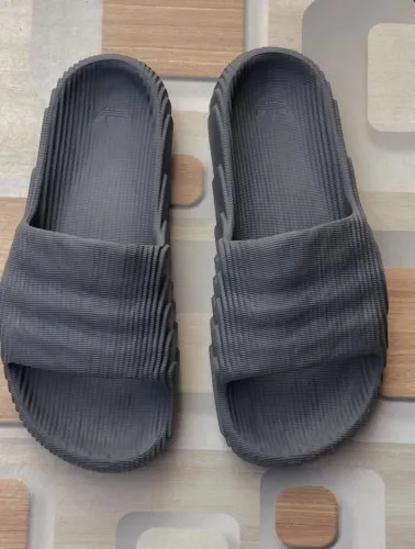 CHINELO Adidas ADILETTE 22 novíssimo tamanho 41