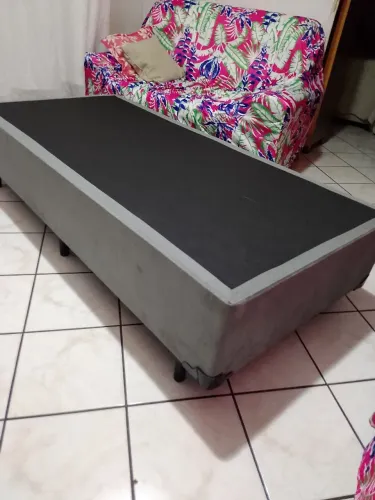Cama box de solteiro, sem colchão