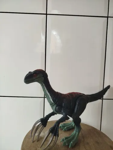 Therizinossauro Jurassic world dinossauro Mattel