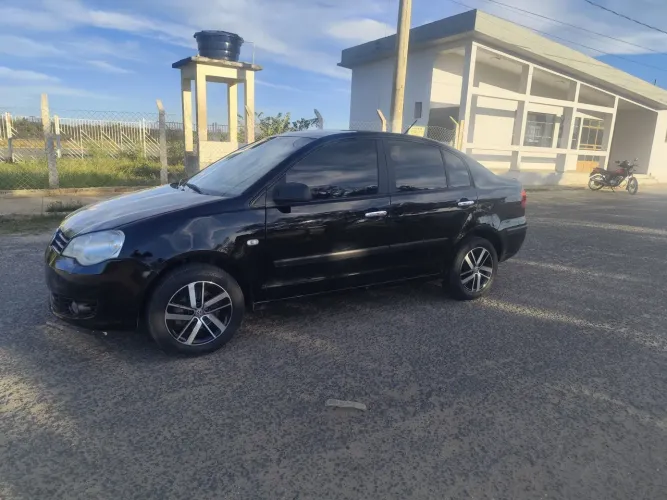 Volkswagen Polo Sedan 1.6 MI Total Flex 8V 4P 2009