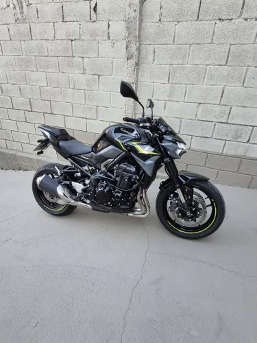 KAWASAKI Z900 2024/2025