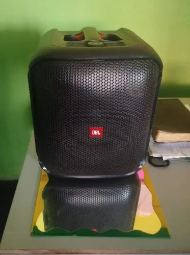 Caixa JBL PB ENCORE ESSENTIAL
