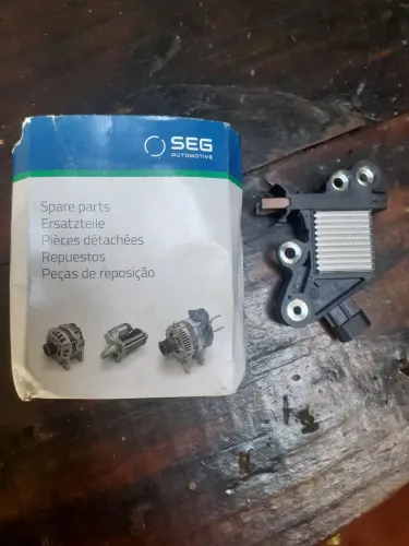 REGULADOS DE VOLTAGEM NOVO, PEÇA ÚNICA, COMPATIVEL COM DIVERSOS MODELOS, CONFIRA ABAIXO.