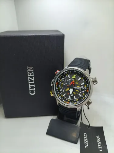 Relógio Citizen altichron titanium