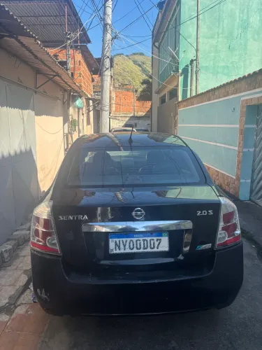 Nissan Sentra S 2.0/ 2.0 Flex Fuel 16V Aut. 2011