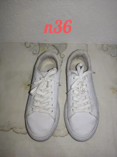 Sapatos femininos n35 outro 36 $30 cada