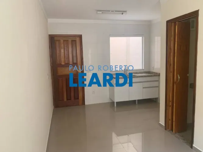 CASA EM CONDOMÍNIO - ÁGUA RASA - SP