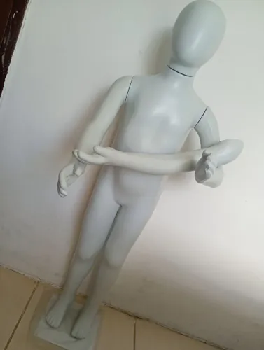 MANEQUIM INFANTIL (NOVO)