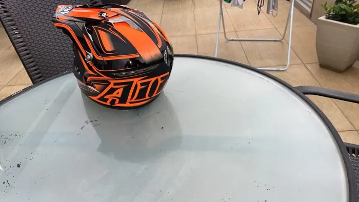 CAPACETE AIROH OFF ROAD ( sem uso )