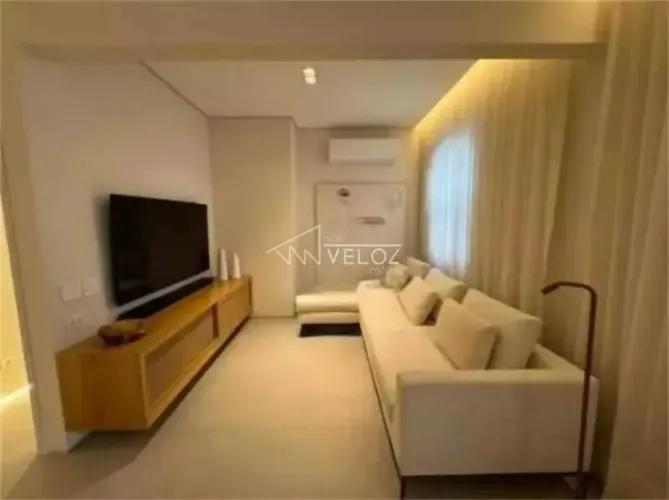 Apartamento : Padrão / Residencial / Leblon
