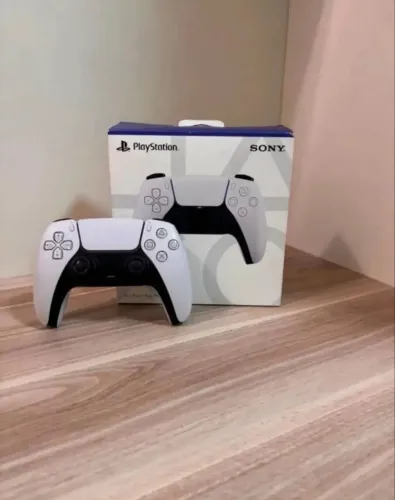 Controle PS5 Original + Base de Carregamento Honcam+ capa em acrílico para o console