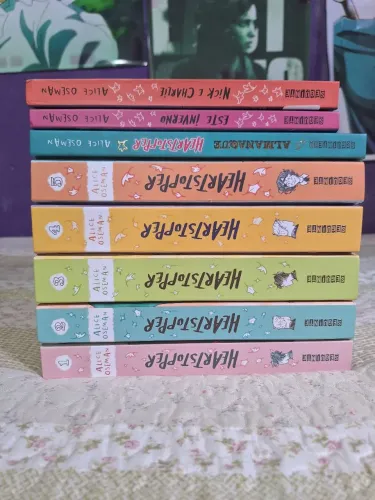 Coleção heartstopper 5 vol + 3 livros