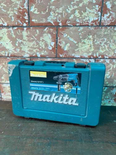 Martelete makita HR2470 780w - 220v