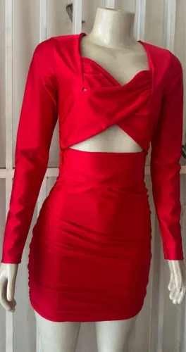 Vestido vermelho glow