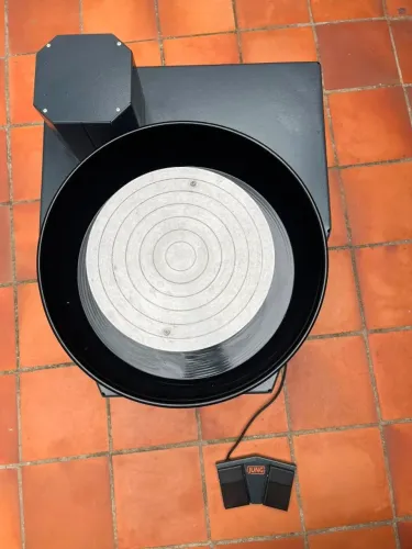 Torno de cerâmica Elétrico JUNG Profissional 15kg | Estado de Novo | Usado Apenas 1 Vez