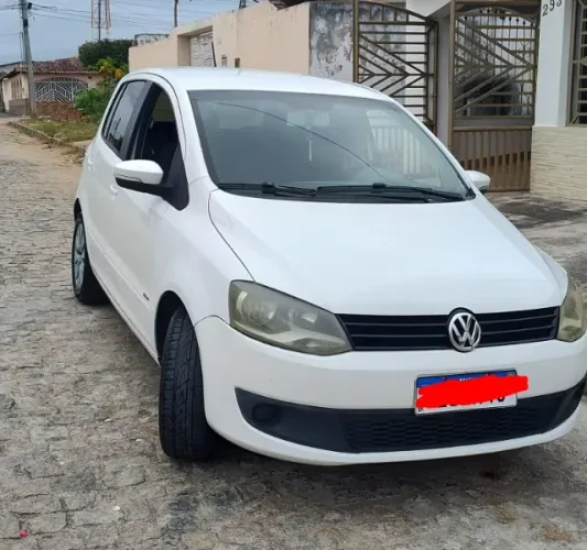 Volkswagen Fox 1.0 MI Total Flex 8V 3P 2014