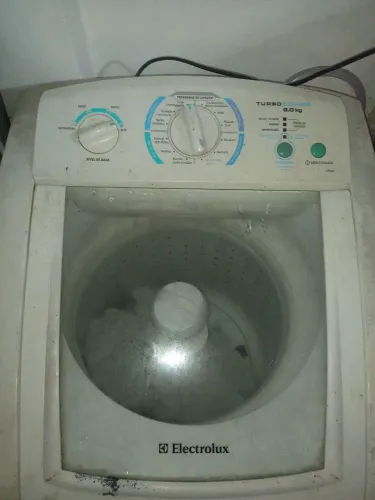 Máquina Eletrolux e Brastemp com defeito 