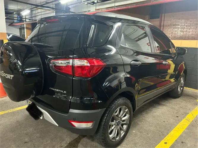 Ford Ecosport Freestyle 1.6 16V Flex 5P 2015