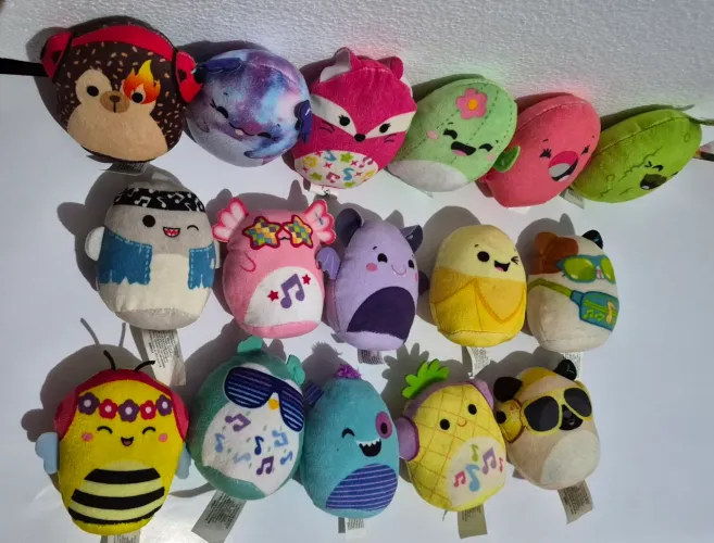 Lote miniatura pelucia Nova Coleção SQUISHMALLOWS Mc Donalds