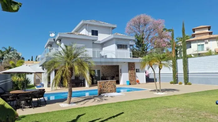 Casa a venda com 4 dormitórios sendo 1 suites - Residencial dos Lagos - Jardim Primavera I