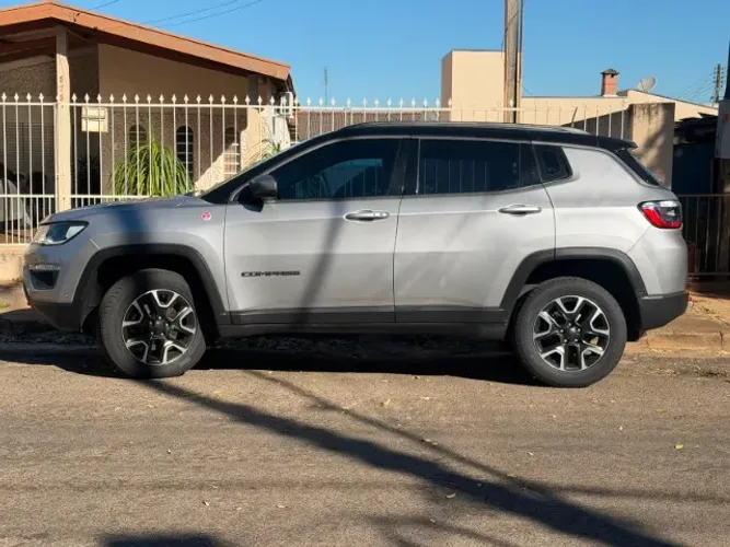 Jeep Compass Trailhawk 2.0 4X4 Dies. 16V Aut. 2021