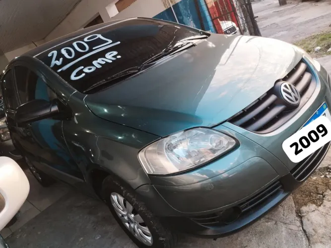 Volkswagen Fox Plus 1.0mi/ 1.0mi Total Flex 8V 4P 2009