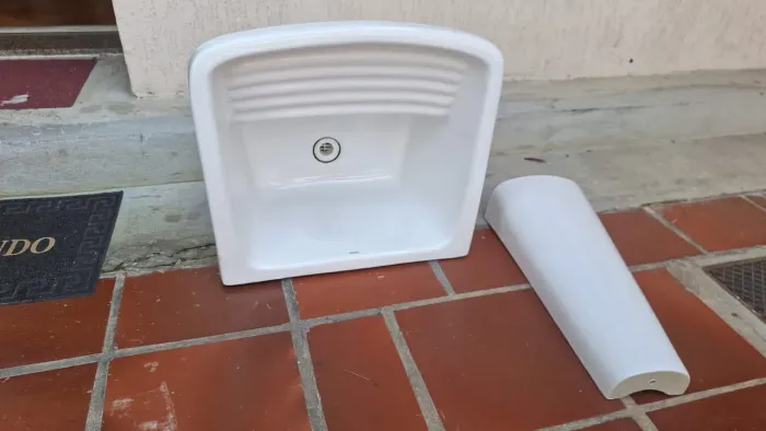 Tanque em cerâmica incepa