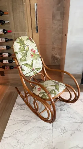 Cadeira de balanço austríaca Thonet