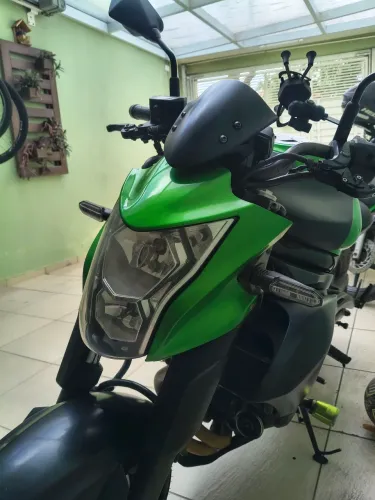 Kawasaki ER6N verde 2015
