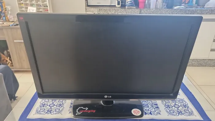 Monitor-Tv LG 24 polegadas  funcionando 100% 100% <br><br>R$ 200