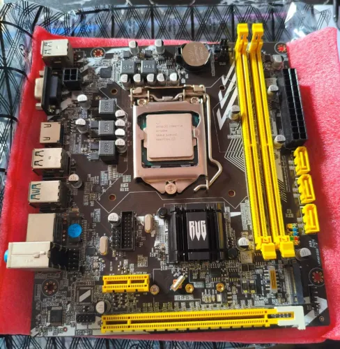 mãe (H110) e processador (Intel i5 6500)