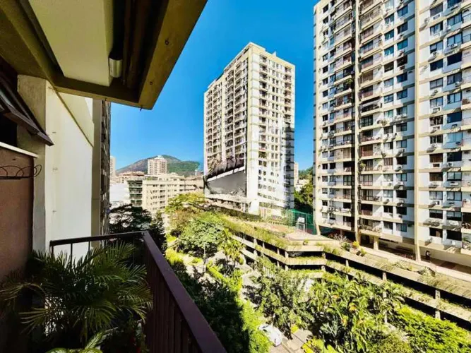 Apartamento - / Residencial / Botafogo