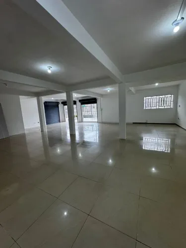 Loja comercial para locação.