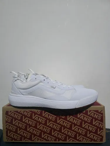 Tênis Vans UltraRange Exo