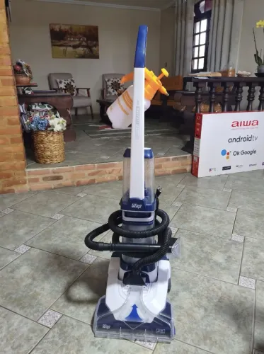Extratora e Higienizadora Vertical WAP Comfort Cleaner Pro 2 em 1 (2000W)