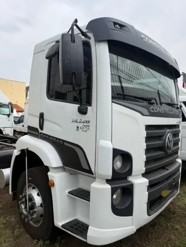 VW 24-280 6x2. 2022. *** Oportunidade