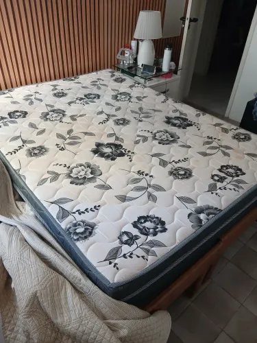 Vendo colchão ortobom casal ortopédico 