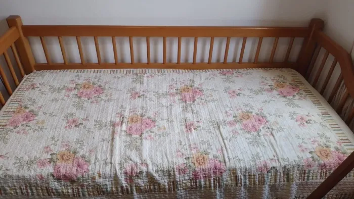 Cama de Madeira Solteiro
